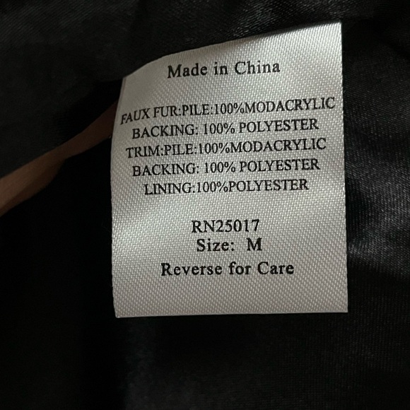 Tally-Ho Outerwear Soft Black Long Sleeve Faux Fur Button Front Coat size M - Picture 10 of 12